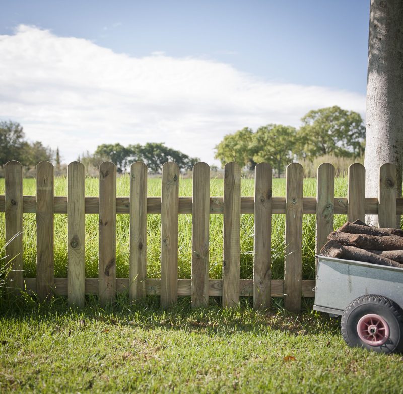 FAURA_valla-clasica-de-madera-scaled-e1697812093357.jpg FAURA_valla-clasica-de-madera-scaled-e1697812093357.jpg