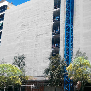 malla-proteccion-fachada-blanca-49022-49023.jpg