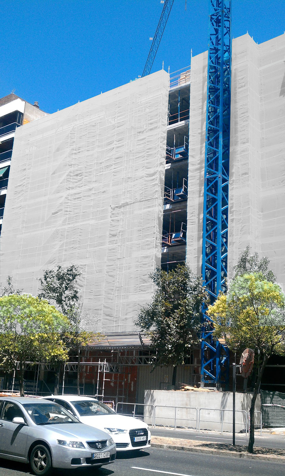 malla-proteccion-fachada-blanca-49022-49023.jpg malla-proteccion-fachada-blanca-49022-49023.jpg