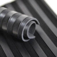 PAVIMENTO-DE-CAUCHO-AMERICANA-1